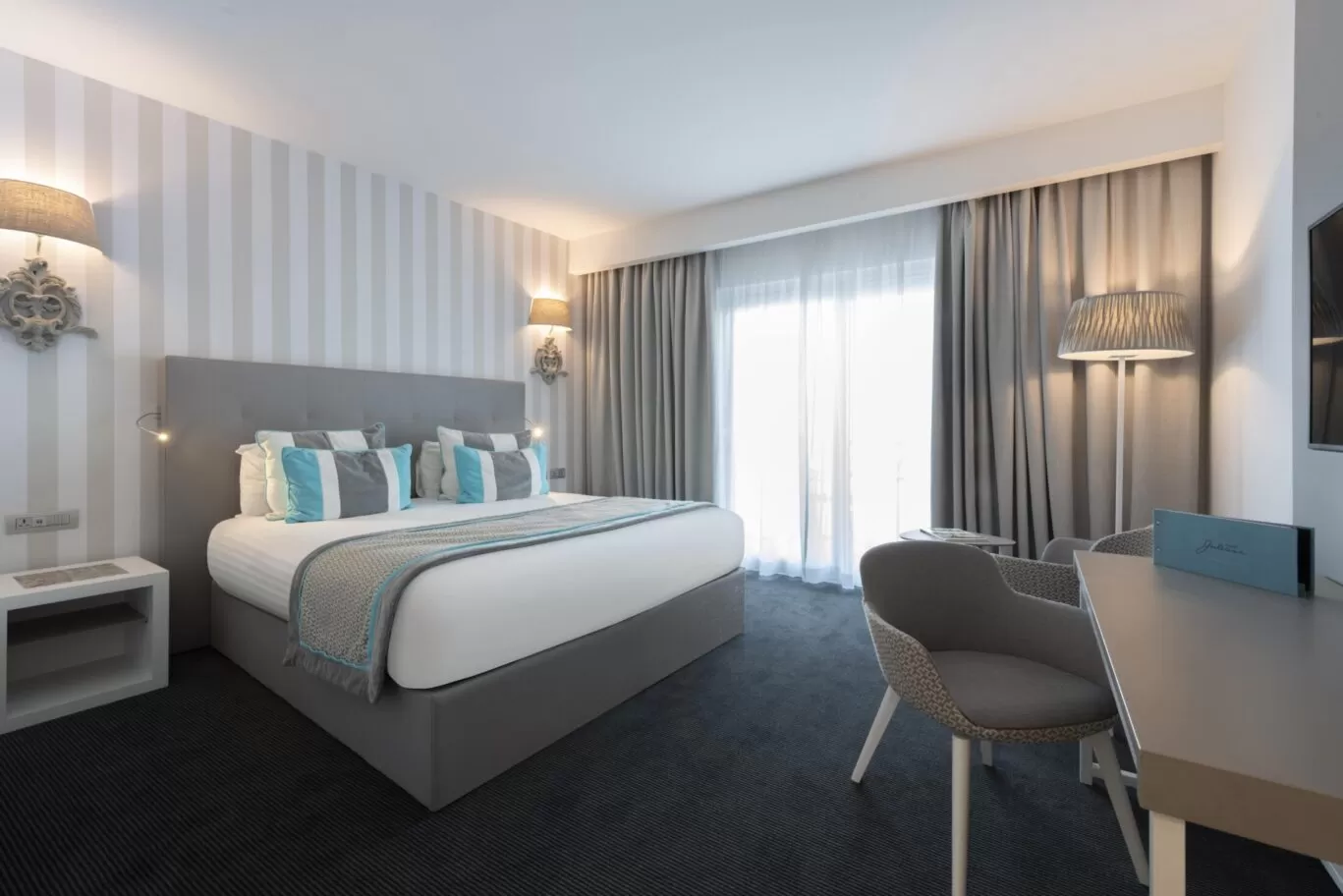 Hotel Juliani Deluxe SeaView