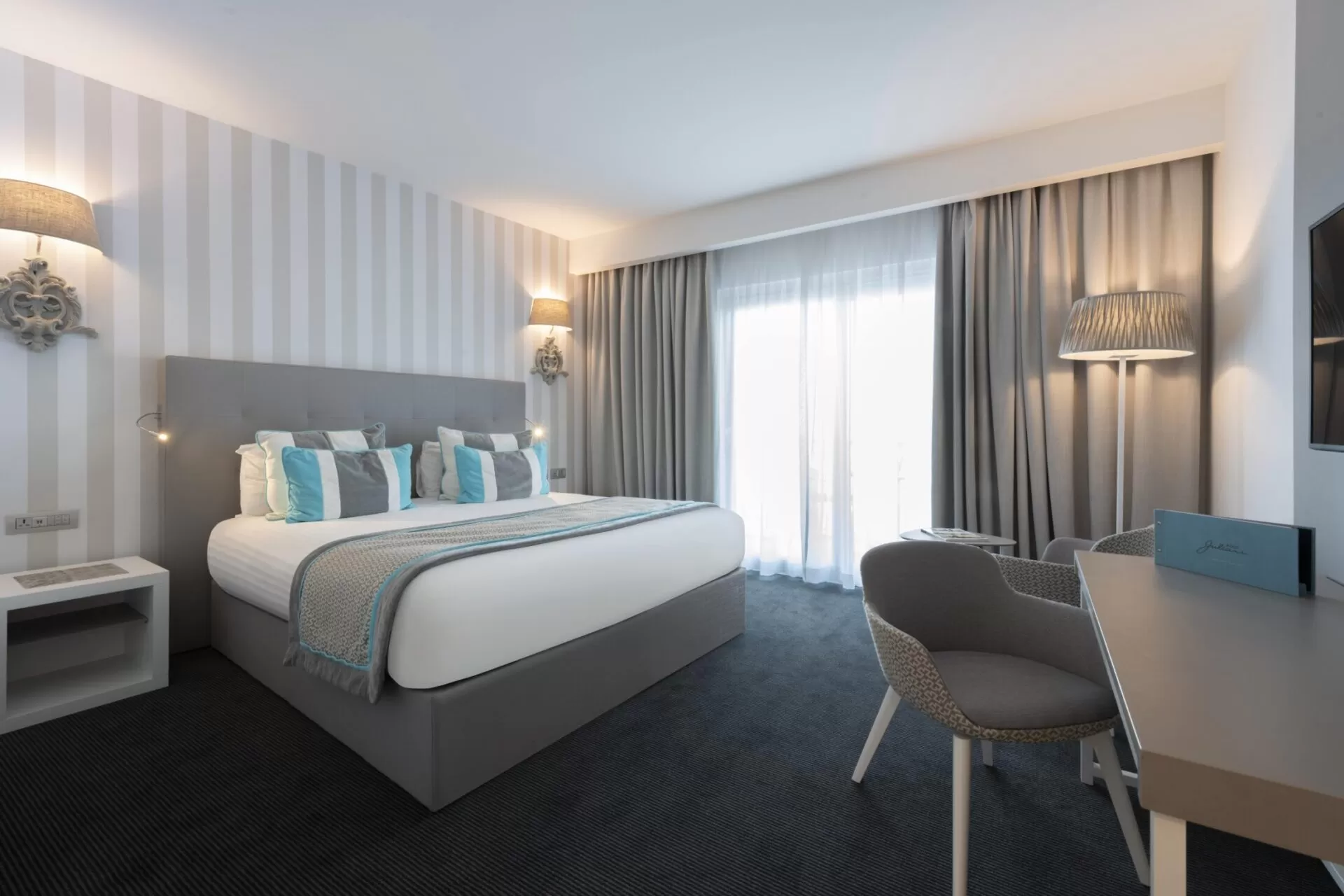 Hotel Juliani Deluxe SeaView